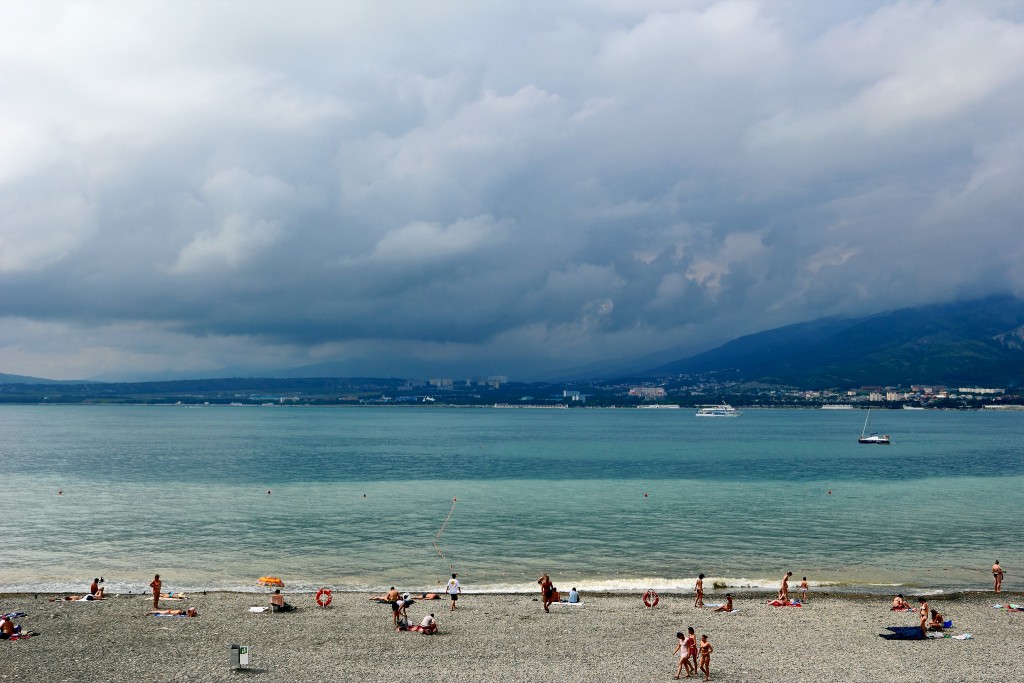 Фото пляжа на Черном море.
