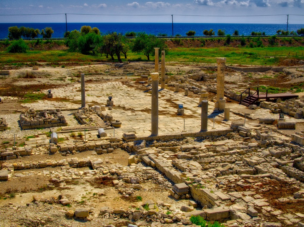 Фото руин древнего города Аматус