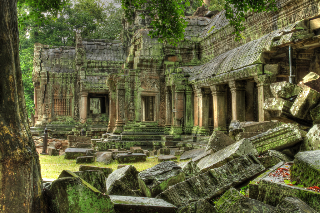 Фото руин храма Ангкор Ват